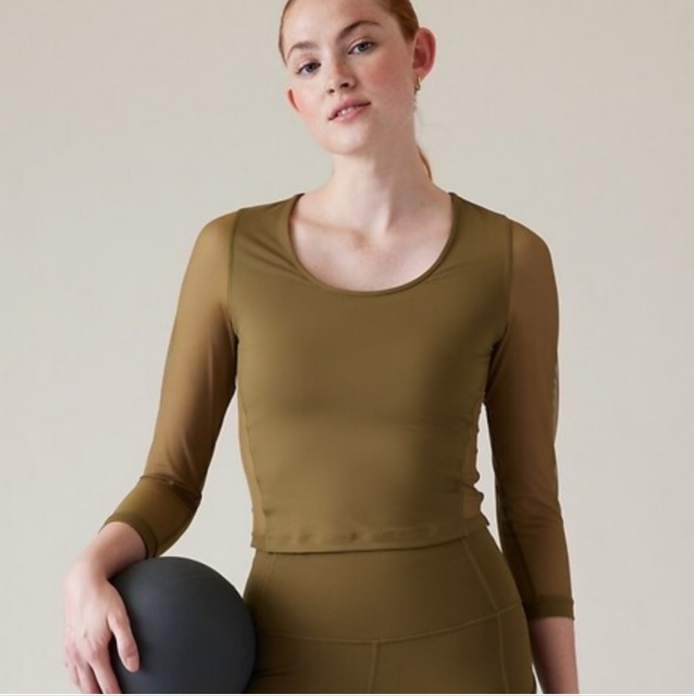 Athleta Pacer Mesh Top, Acacia Olive, Size Small, NWT